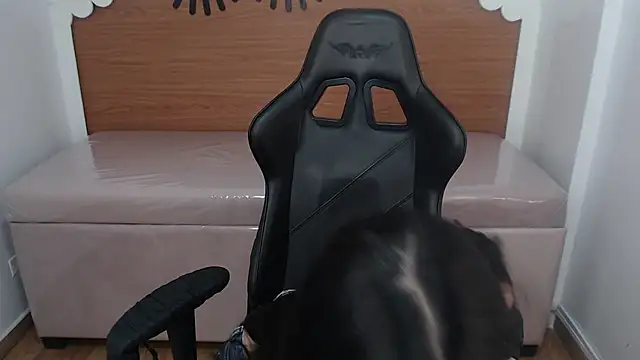 scarlett_percy_t's cam snapshot