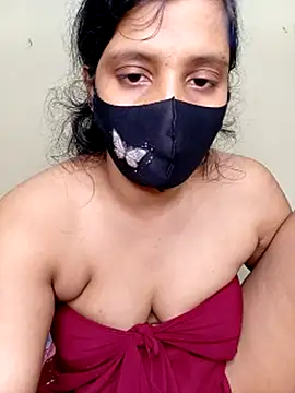 Rose-luckey's cam snapshot