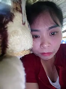 Squirrel-Pear's cam snapshot