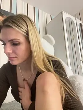 My_Hotgirl's cam snapshot