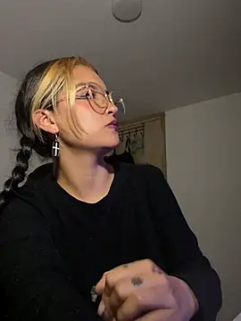 baby_lizy's cam snapshot