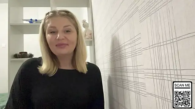 Blondie_xoxoxo's cam snapshot