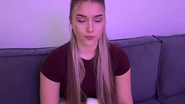 LouraStalter's cam snapshot