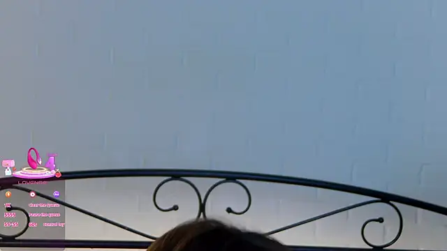 _RiverLov's cam snapshot