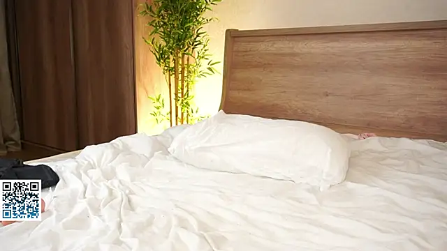 LolySun's cam snapshot