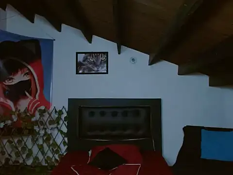 LuluKiss_'s cam snapshot