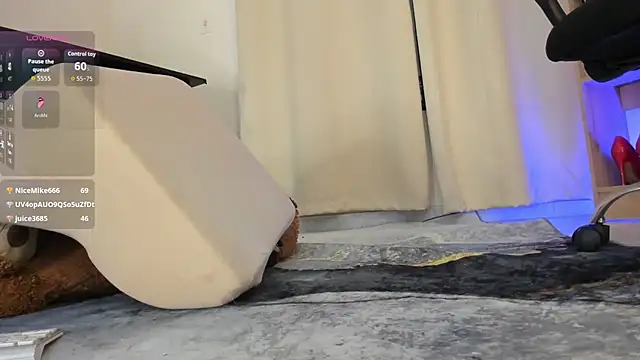 Lia_Copper's cam snapshot