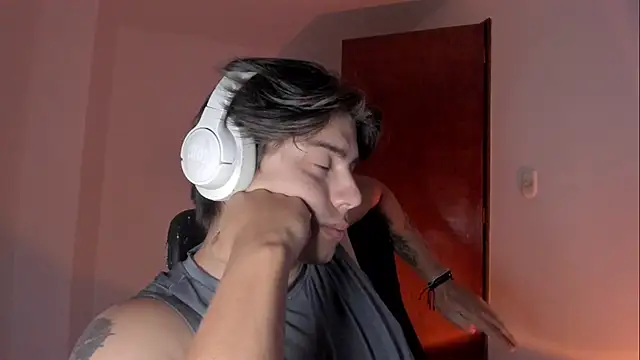 Giordano_Russo live sex cam