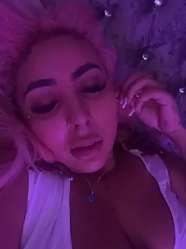 zara_bellexx's cam snapshot