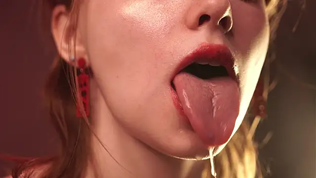 ginger_hugs's cam snapshot