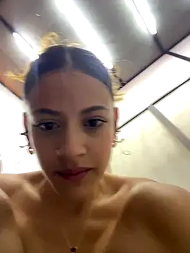 alana15 live sex cam