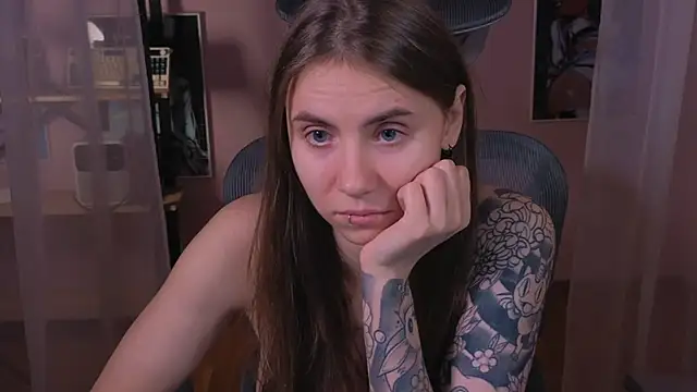 _AnnaStark_'s cam snapshot