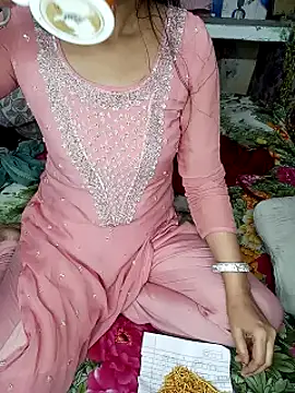 Curvy_Mahima's cam snapshot