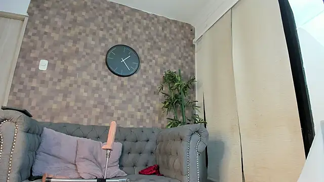 paulina_saruma's cam snapshot