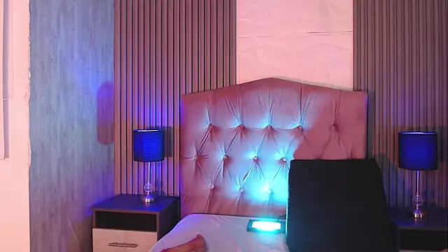 Bonnali_lune's cam snapshot