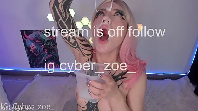 cyberzoe's cam snapshot