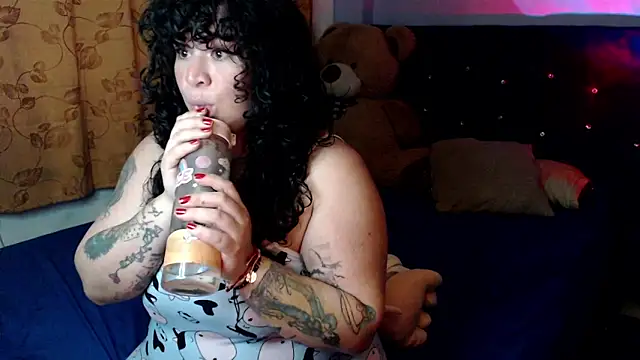 ANGELIQUE_KLANE's cam snapshot