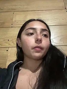 Dulce_1408's cam snapshot