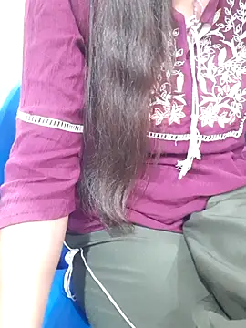 Lavi-rani's cam snapshot