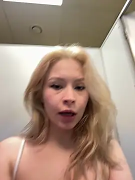 Eliiizaaa's cam snapshot