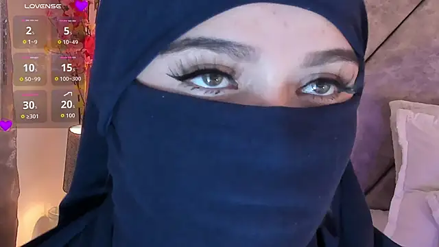 anna-henao's cam snapshot