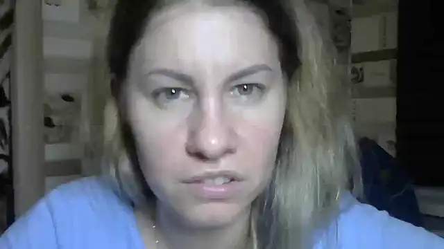 TherestlessKitty's cam snapshot