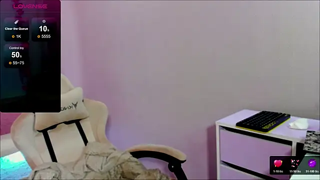 DreamyLuna's cam snapshot