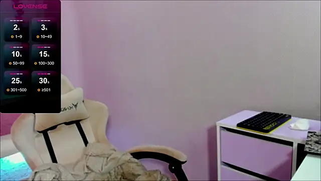 DreamyLuna's cam snapshot