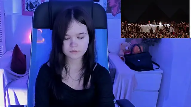 Elainebeness's web cam