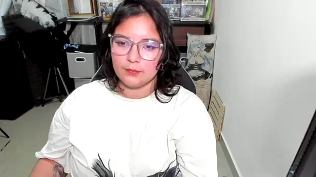 aika-dreams's cam snapshot