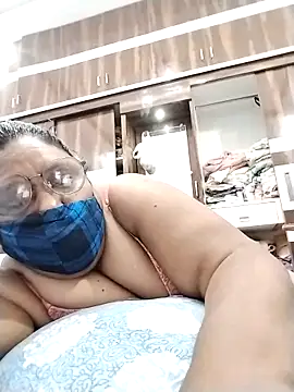 Pushpavathi_78's cam snapshot