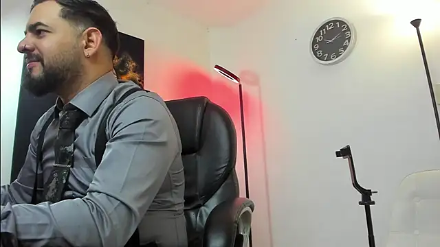 Ethan_Castellano's cam snapshot