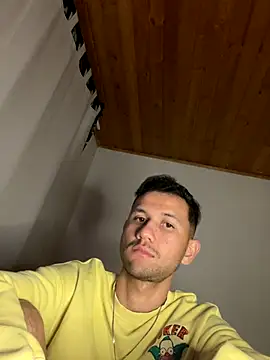 Michaell_Spinelly's cam snapshot