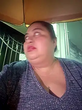 curvy_diva_'s cam snapshot