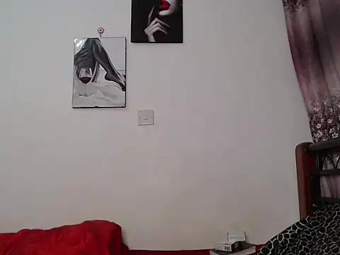 Whimsicalwillow's cam snapshot