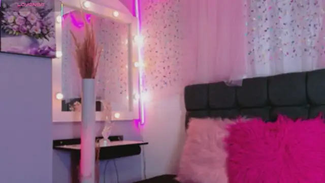 Natalia_Prada's cam snapshot