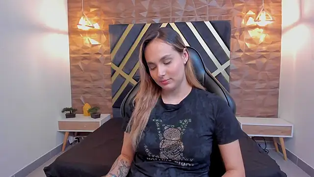 Emmaa_white_'s cam snapshot