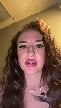 Luna_Olsen's cam snapshot