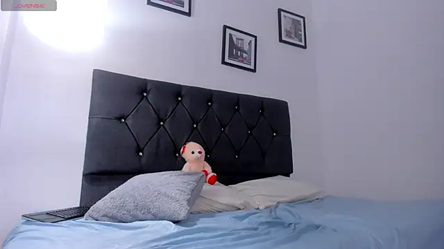 Charlottebrown69's cam snapshot