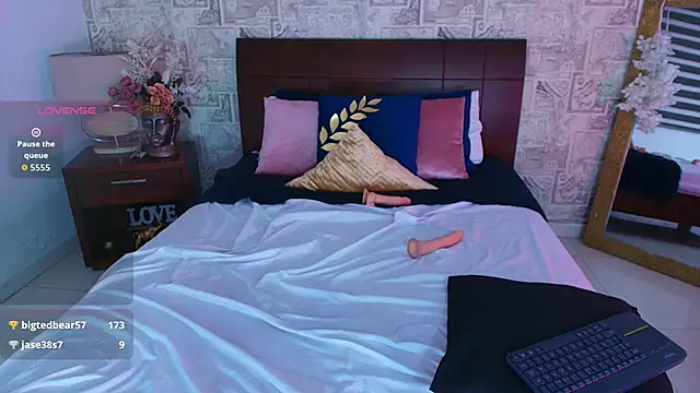 violeta_santanaa's cam snapshot