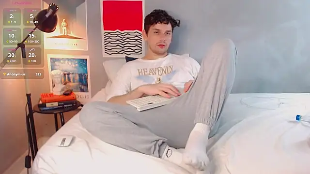 Elio555's cam snapshot