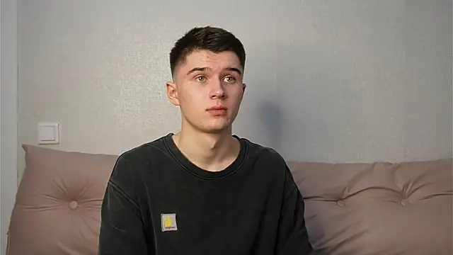 SherlockMax's cam snapshot