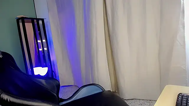 dilan_hott_'s cam snapshot