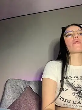 Naomii2's cam snapshot