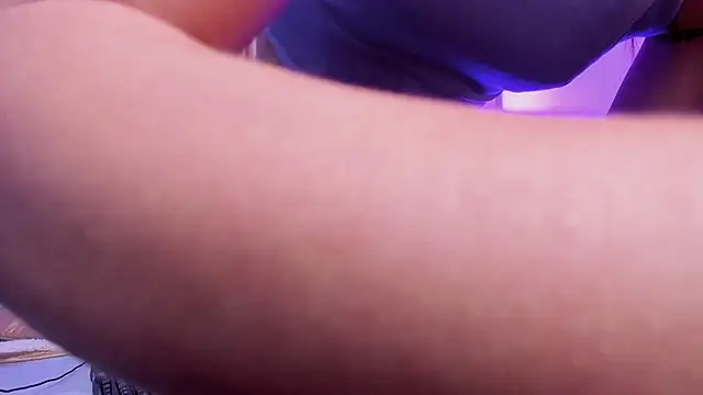 salomee_star_'s cam snapshot