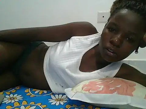 sweetchic_'s cam snapshot