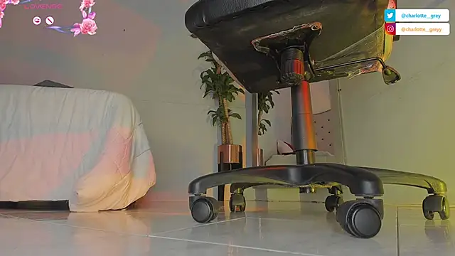 charlotte__grey's cam snapshot