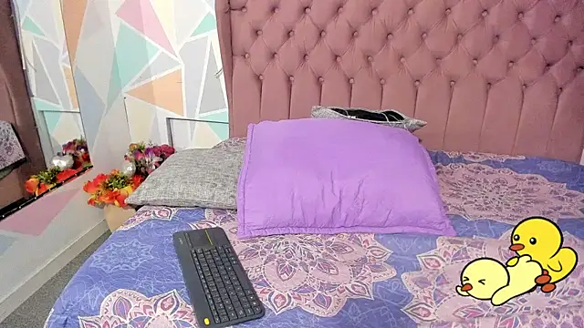 CloeyGraweing's cam snapshot