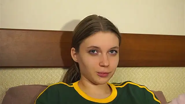 RoslynArcuo's cam snapshot