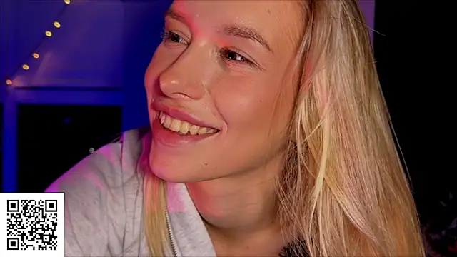 ElysiaXo's cam snapshot